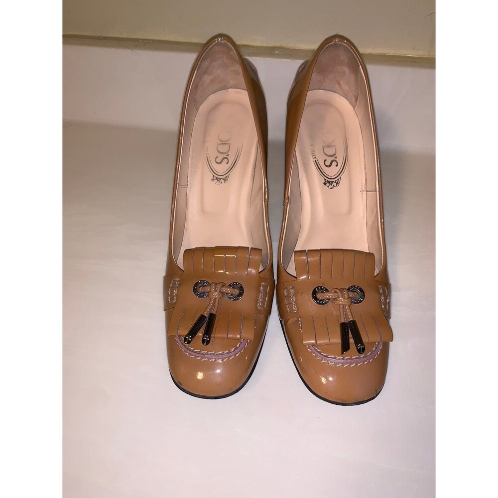 TOD'S patent leather classic pumps